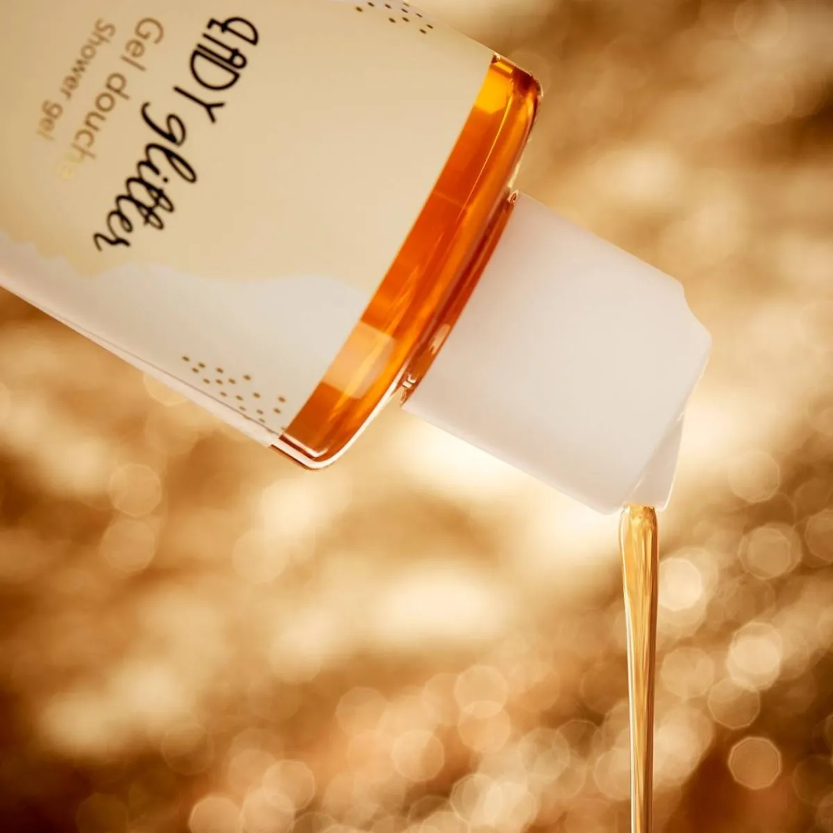 lady_glitter_2-1.webp Adopt Lady Glitter^ Lady Glitter