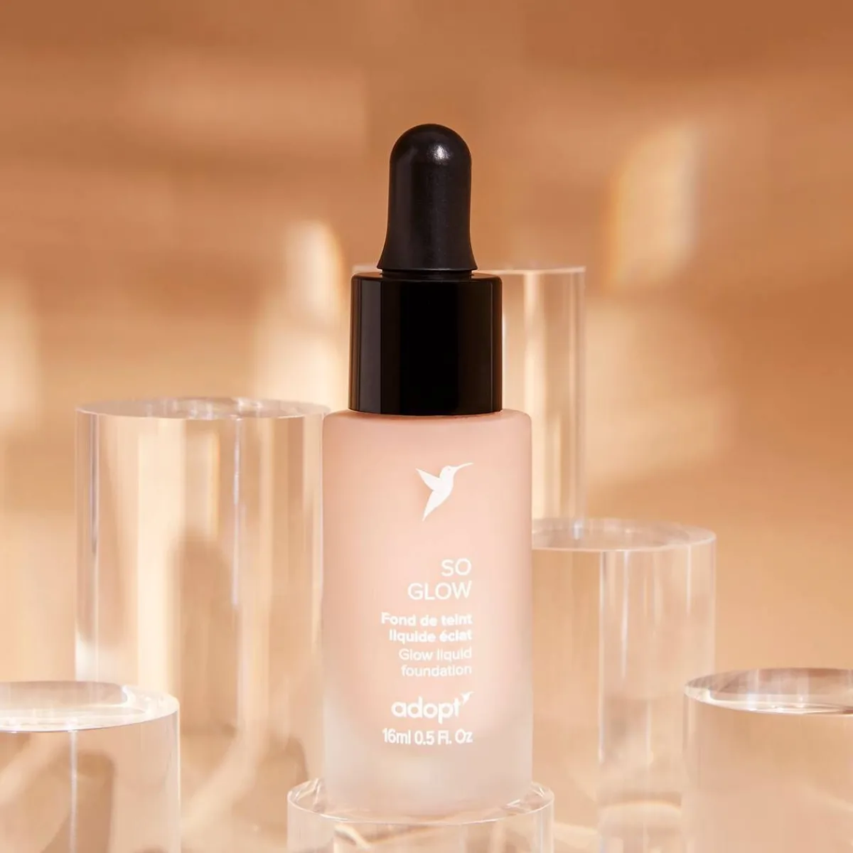 so_glow_0.webp Adopt So Glow^ Foundation