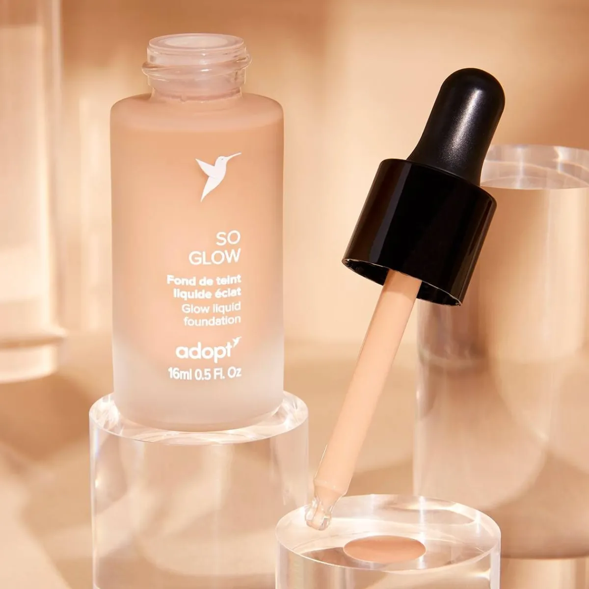 so_glow_5.webp Adopt So Glow^ Foundation